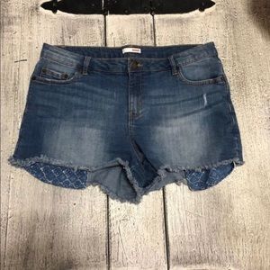 Bongo Jean shorts size 11